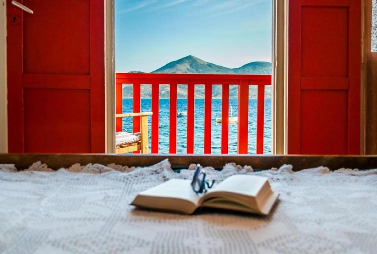 Dream Boathouse Villa Klima  Exterior photo